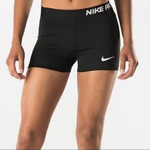 Nike Pro Shorts 3” Womens